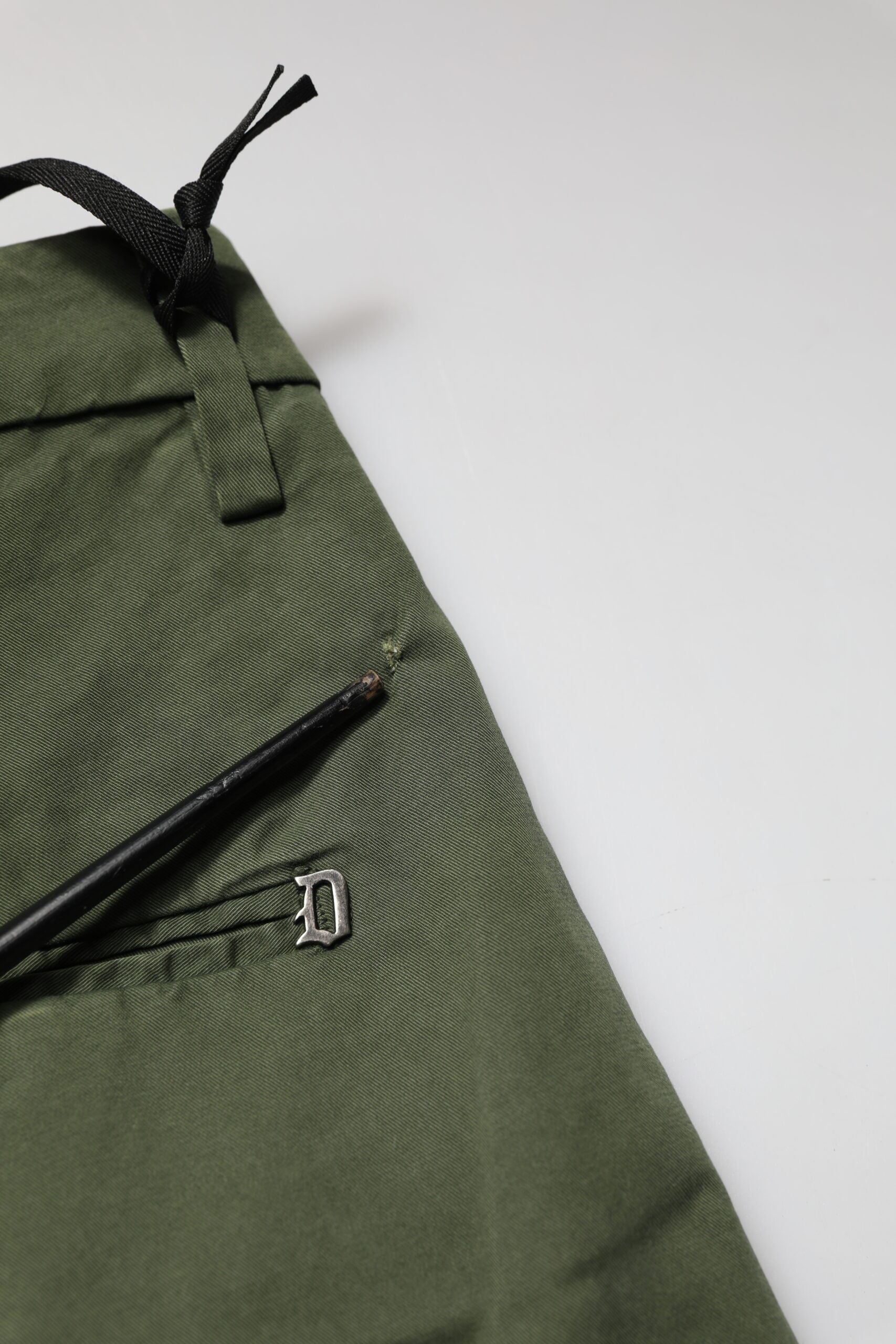 Pantalon chino slim stretch en coton vert foncé Dondup