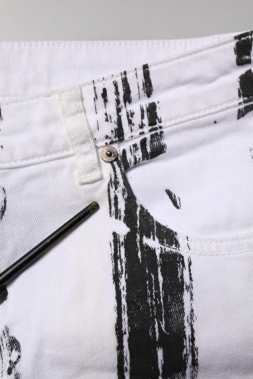 Gaelle Paris Black Cropped Jeans for Women additional view