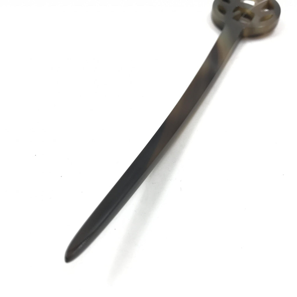 Kanzashi en Corne de Buffle Hermès