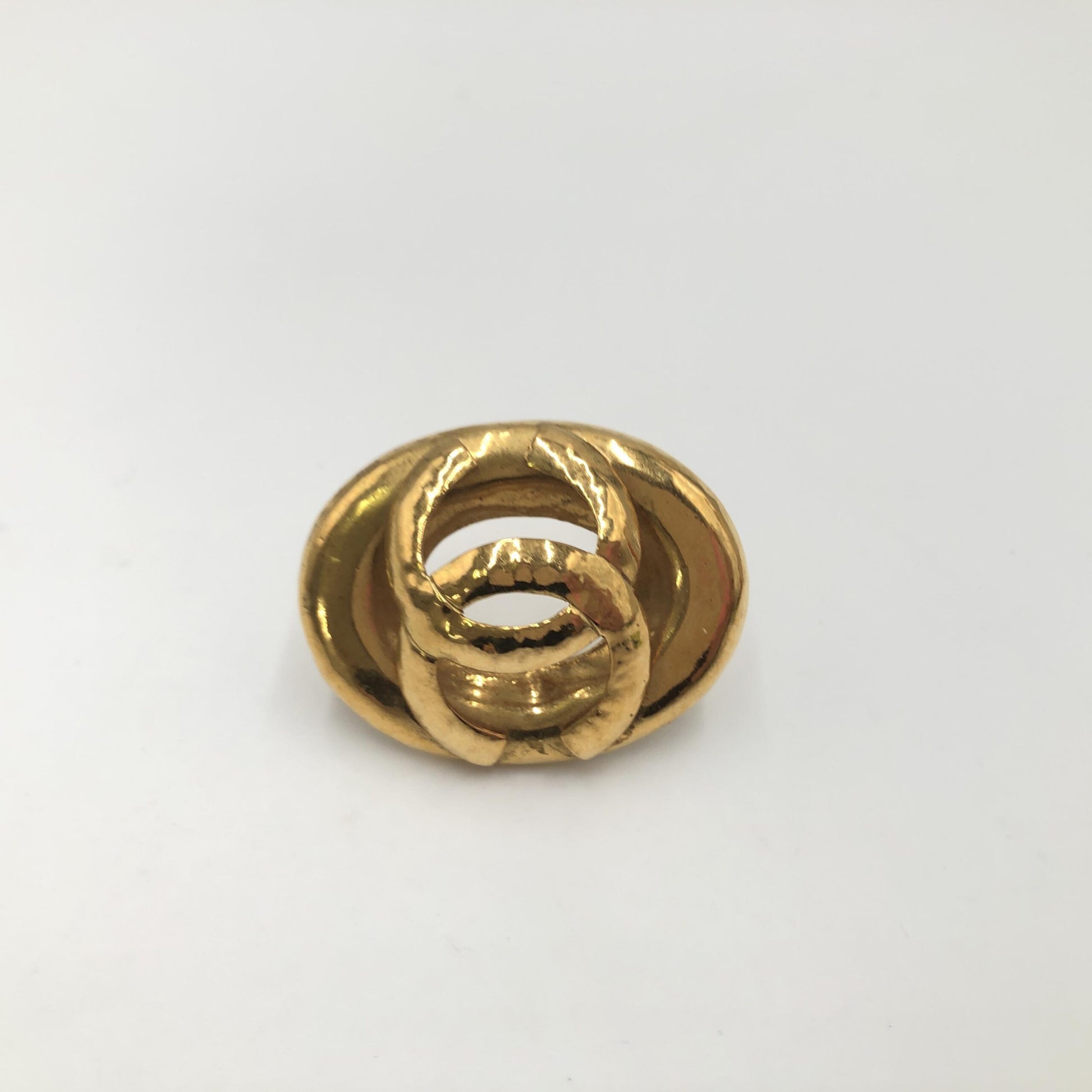 Broche Chanel Coco Mark