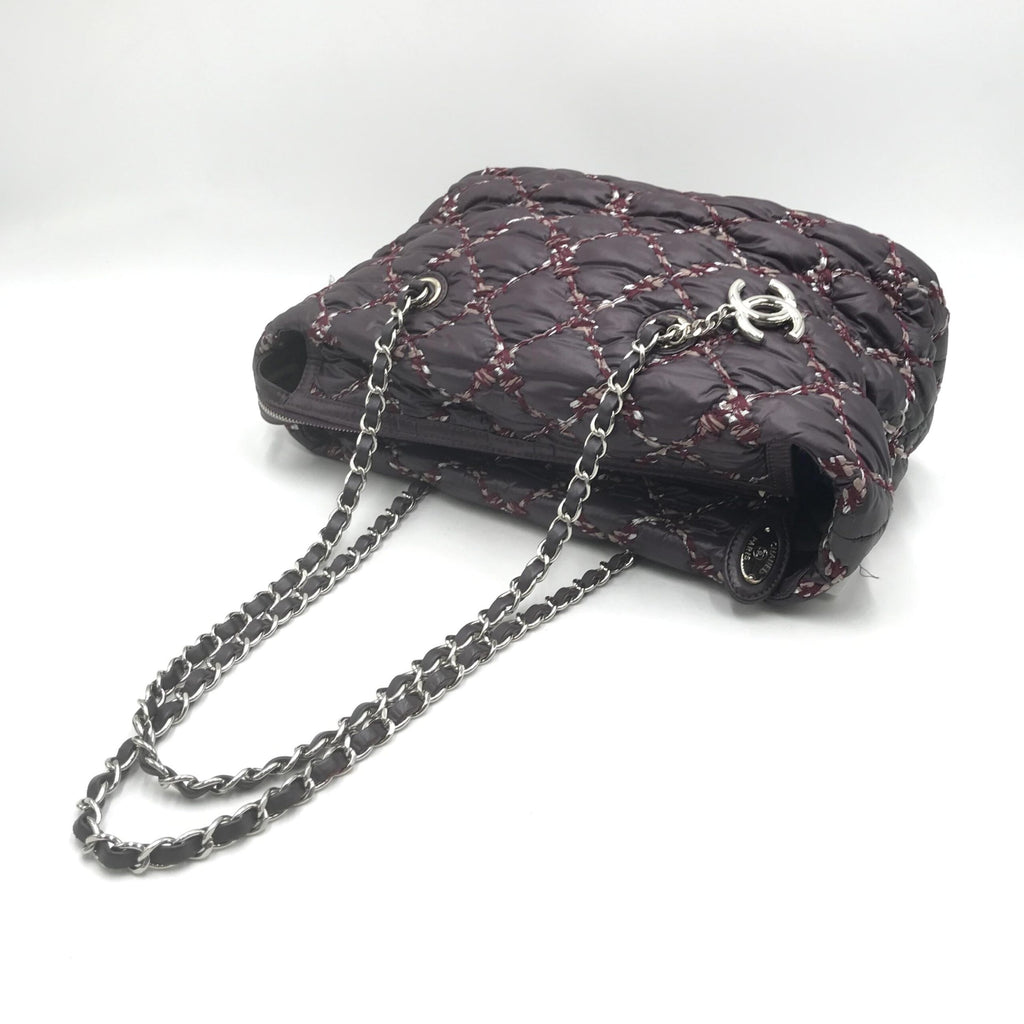 Chanel Black Shoulder Bag for Women additional view