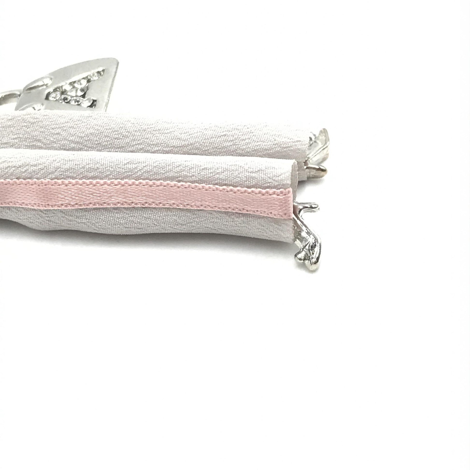 Anteprima Silver Chain With Pink Ribbon Detail