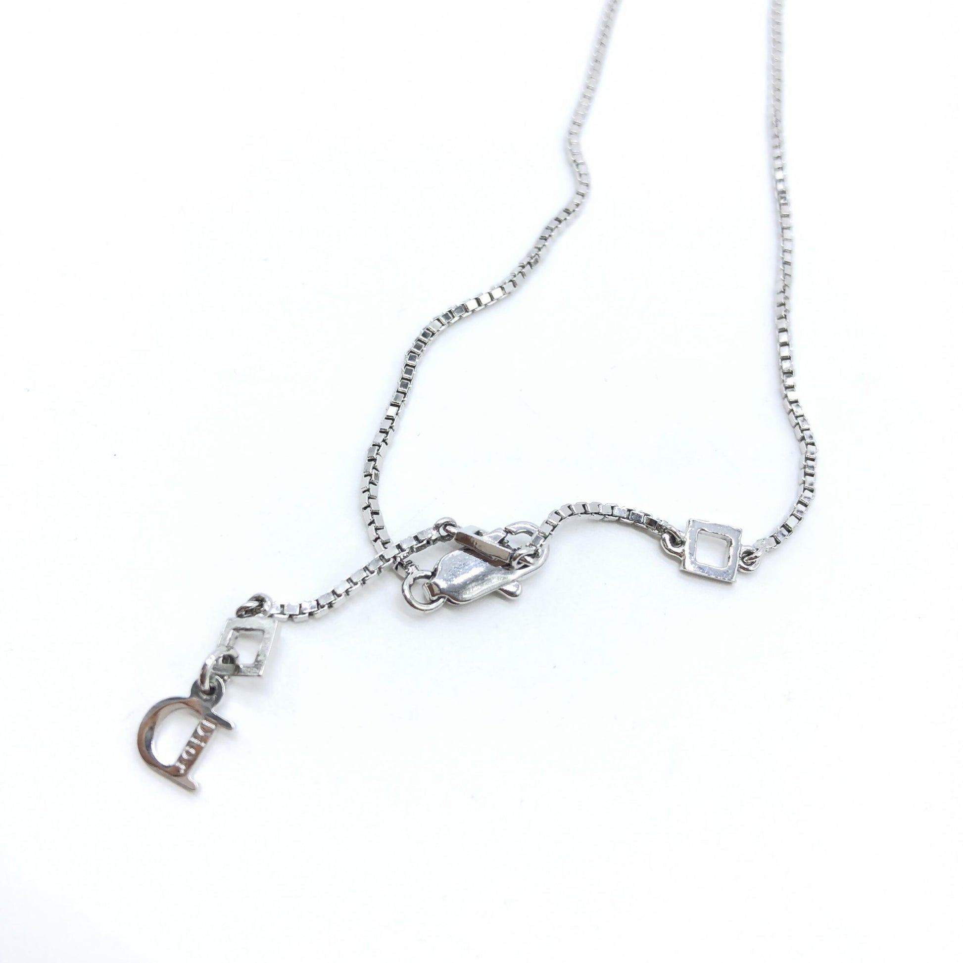 Christian Dior Dior Collier « Port » en argent sterling 925 antique Art Déco Howard & Co.