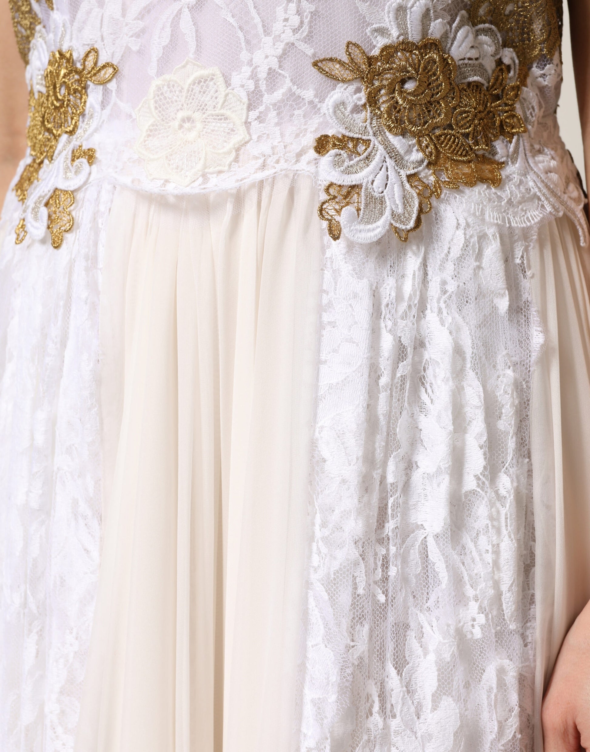 Dolce & Gabbana White Cocktail for Women additional view