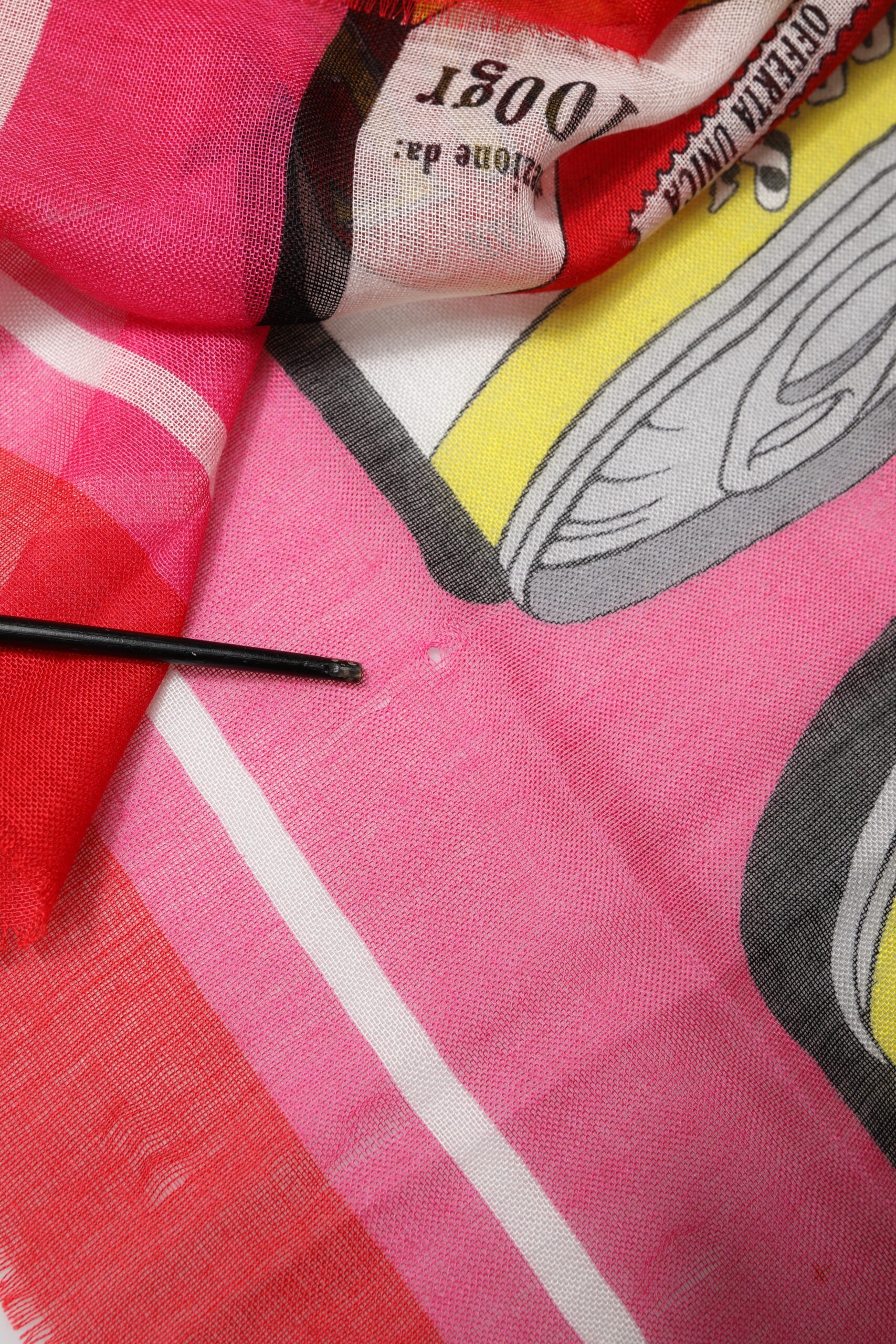 Dolce & Gabbana Pink Scarf for Women additional view