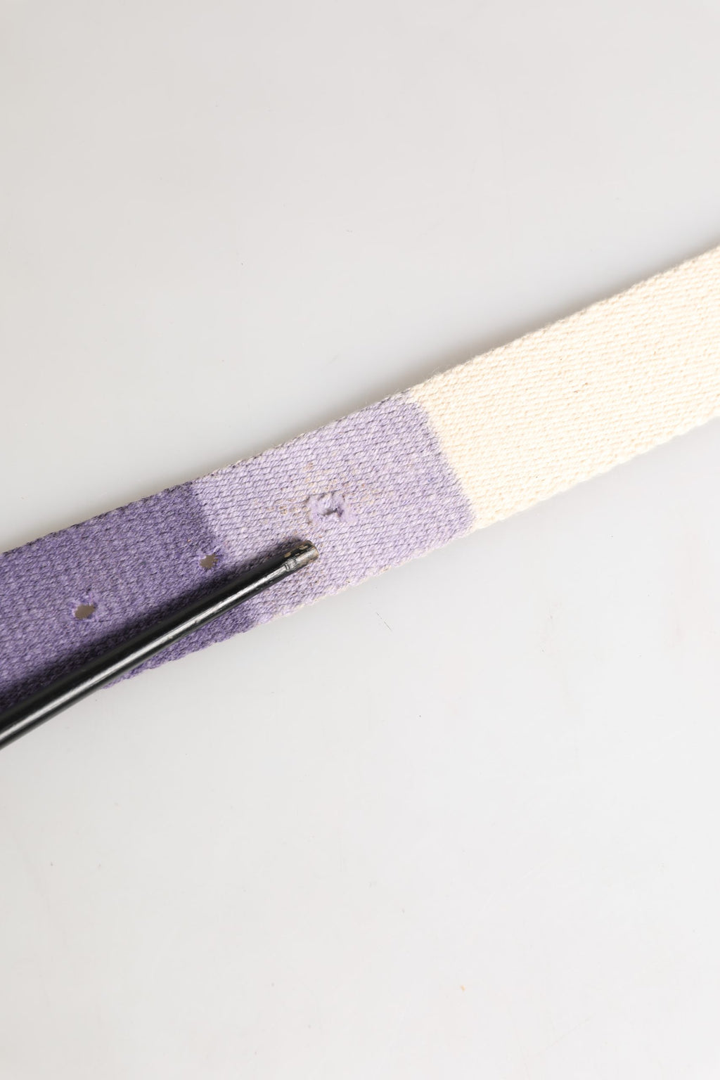Ceinture Ermanno Scervino homme en toile violette et boucle en métal argenté