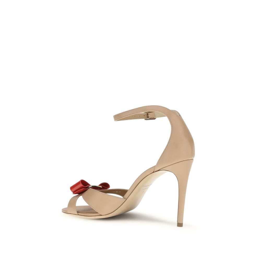 Sandales à talon aiguille Ferragamo en cuir de veau beige Bos Taurus