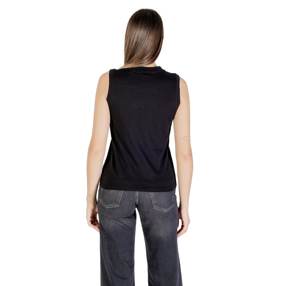 Calvin Klein Jeans Black T-Shirt for Women alternate view