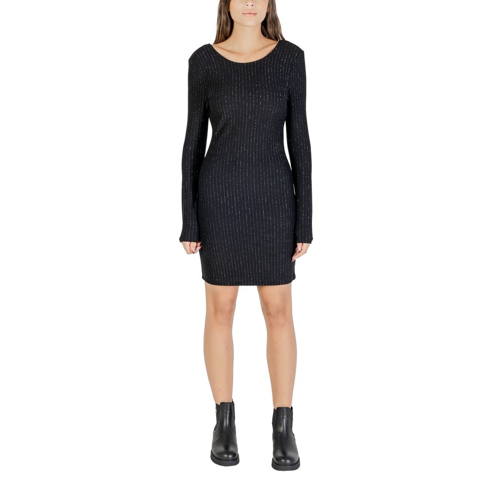 Jacqueline De Yong Black Short for Women