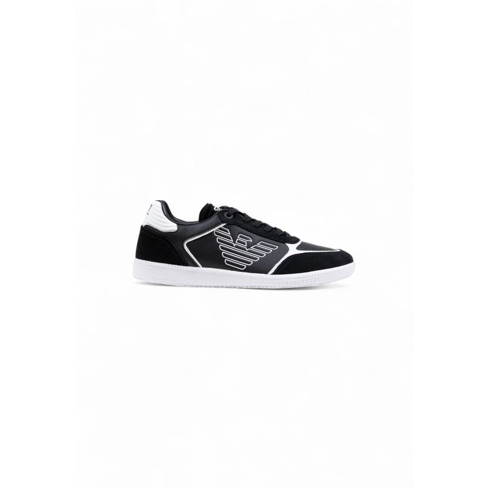 Baskets de sport en cuir noir et blanc EA7 Emporio Armani