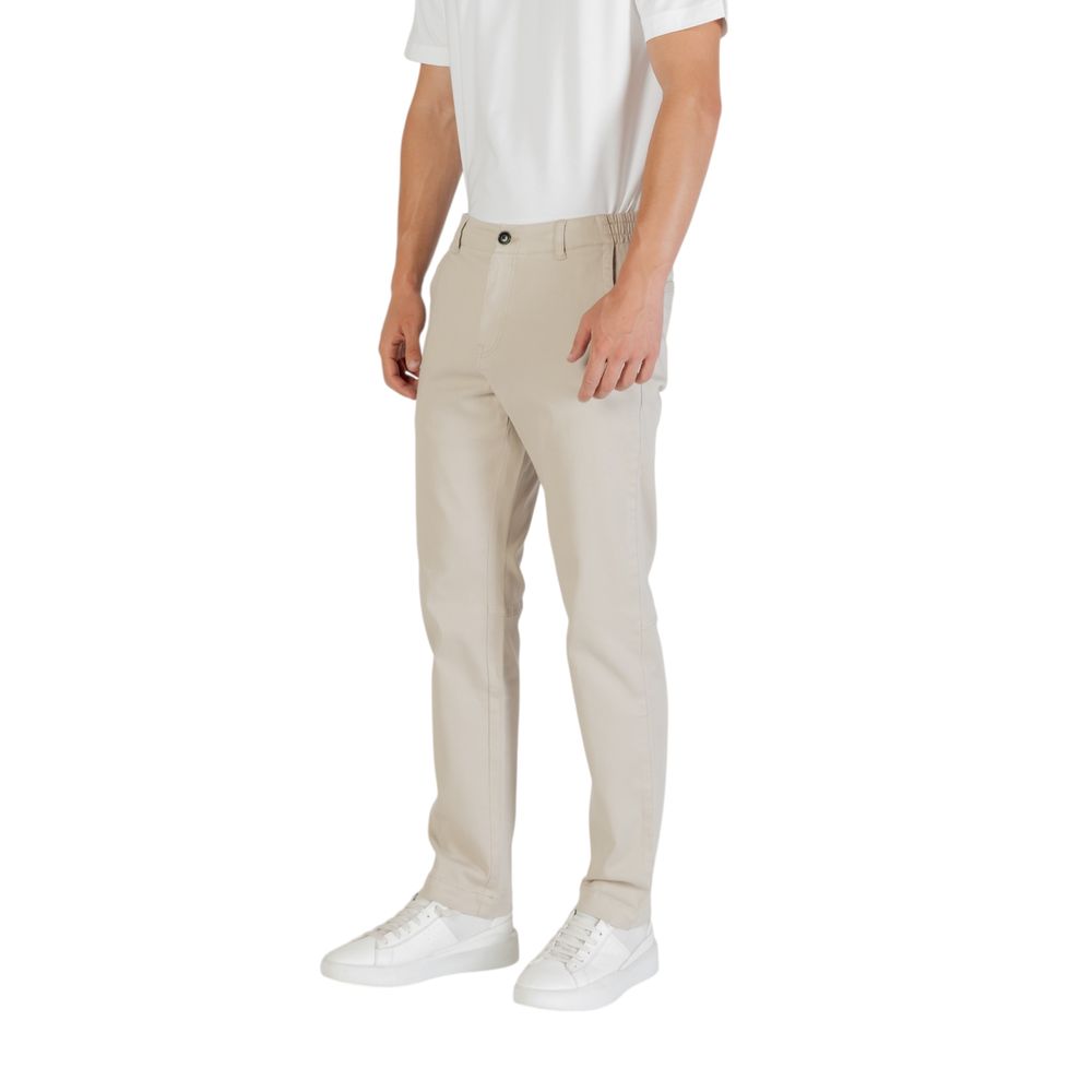 Hugo Boss Beige Casual Pants for Men detail view