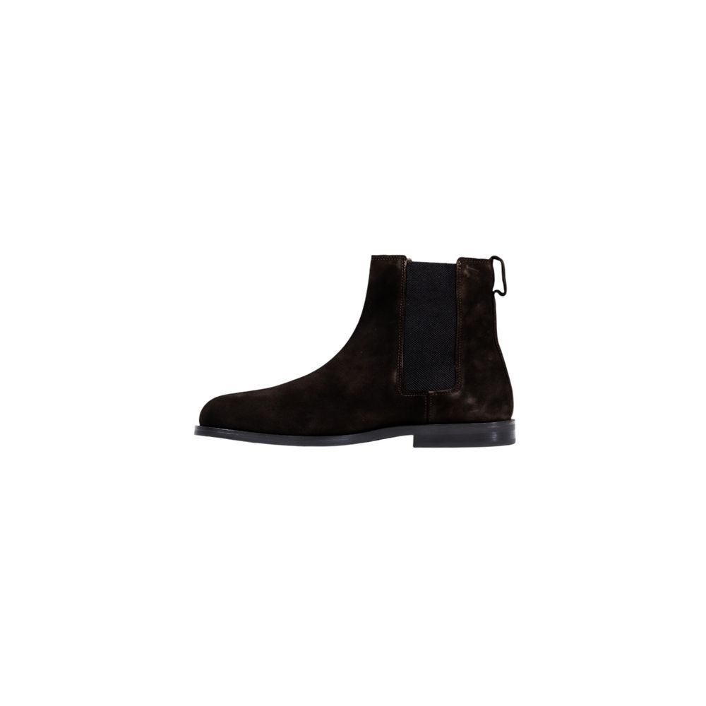 Calvin Klein Brown Chelsea Boots for Men detail view