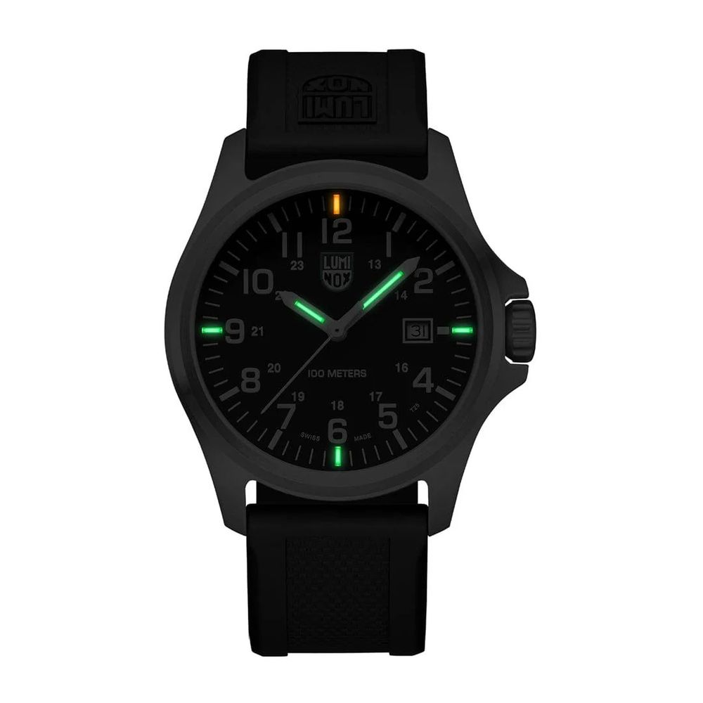 Montre habillée en résine noire Luminox