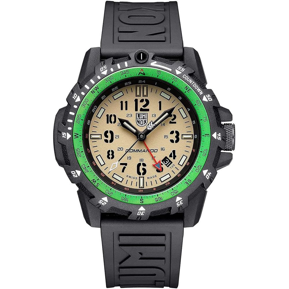 Montre de sport en résine noire Luminox