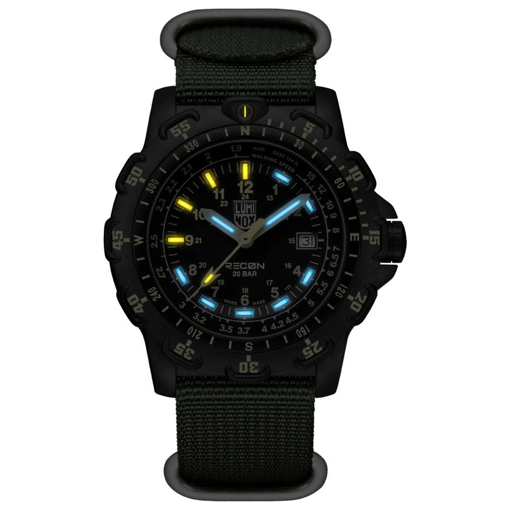 Montre de sport Luminox en nylon bicolore