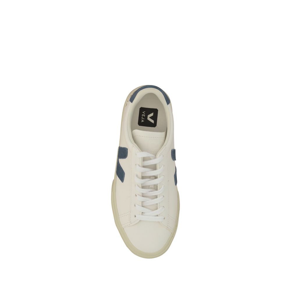 Veja Sneaker aus weißem Kalbsleder vom Bos Taurus