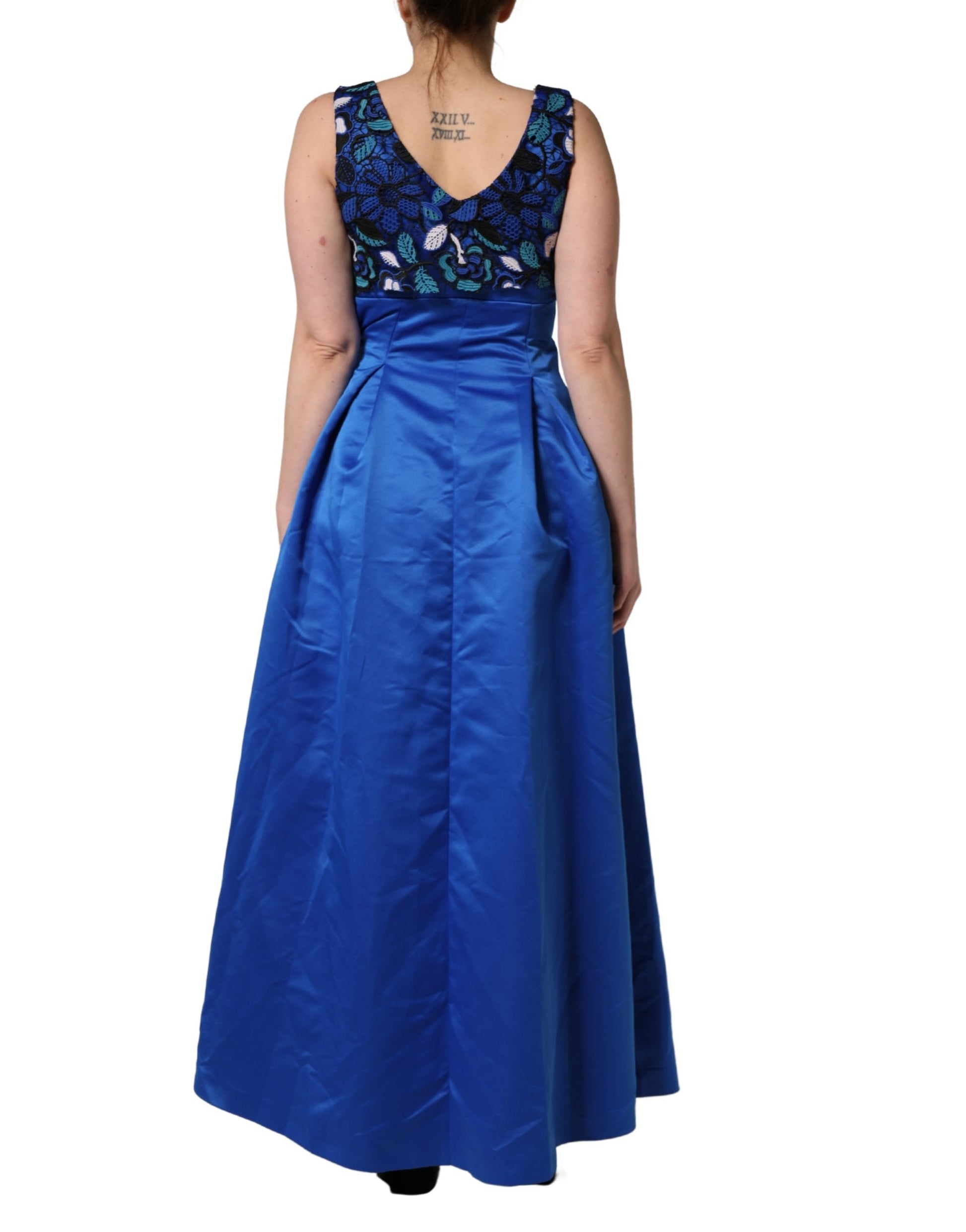 Robe longue sans manches en dentelle florale bleu roi LANACAPRINA