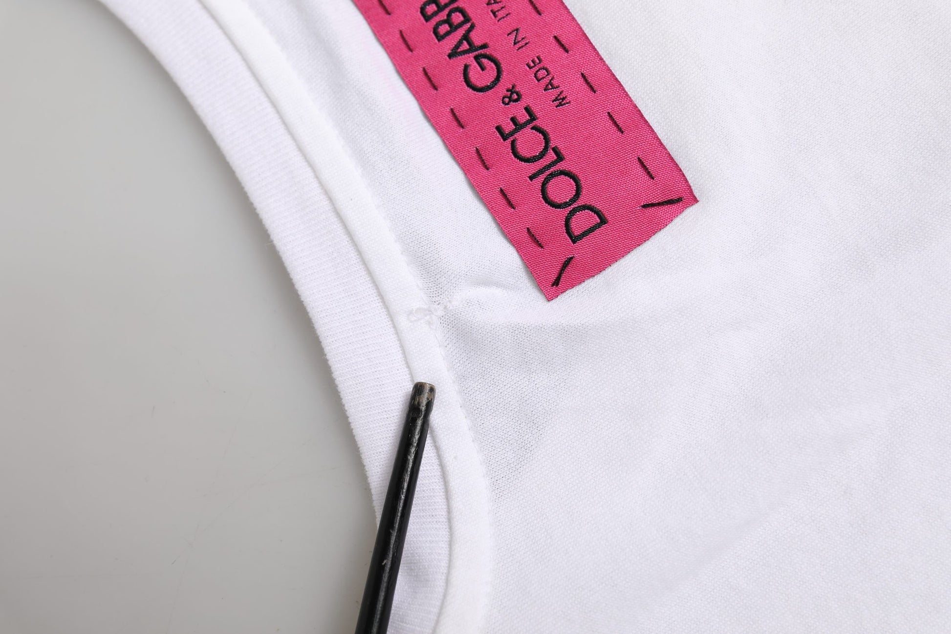 Dolce & Gabbana White Short-Sleeve Shirt for Women detail view