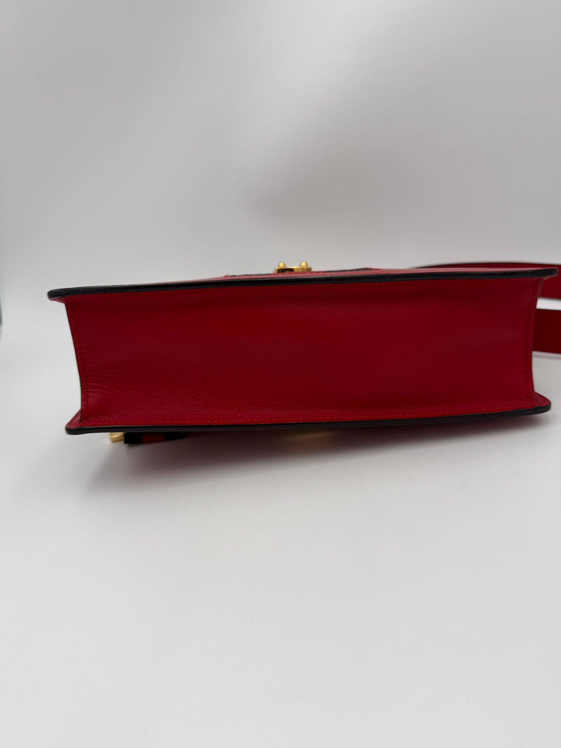 Sac à main rouge GUCCI SYLVIE de Gucci
