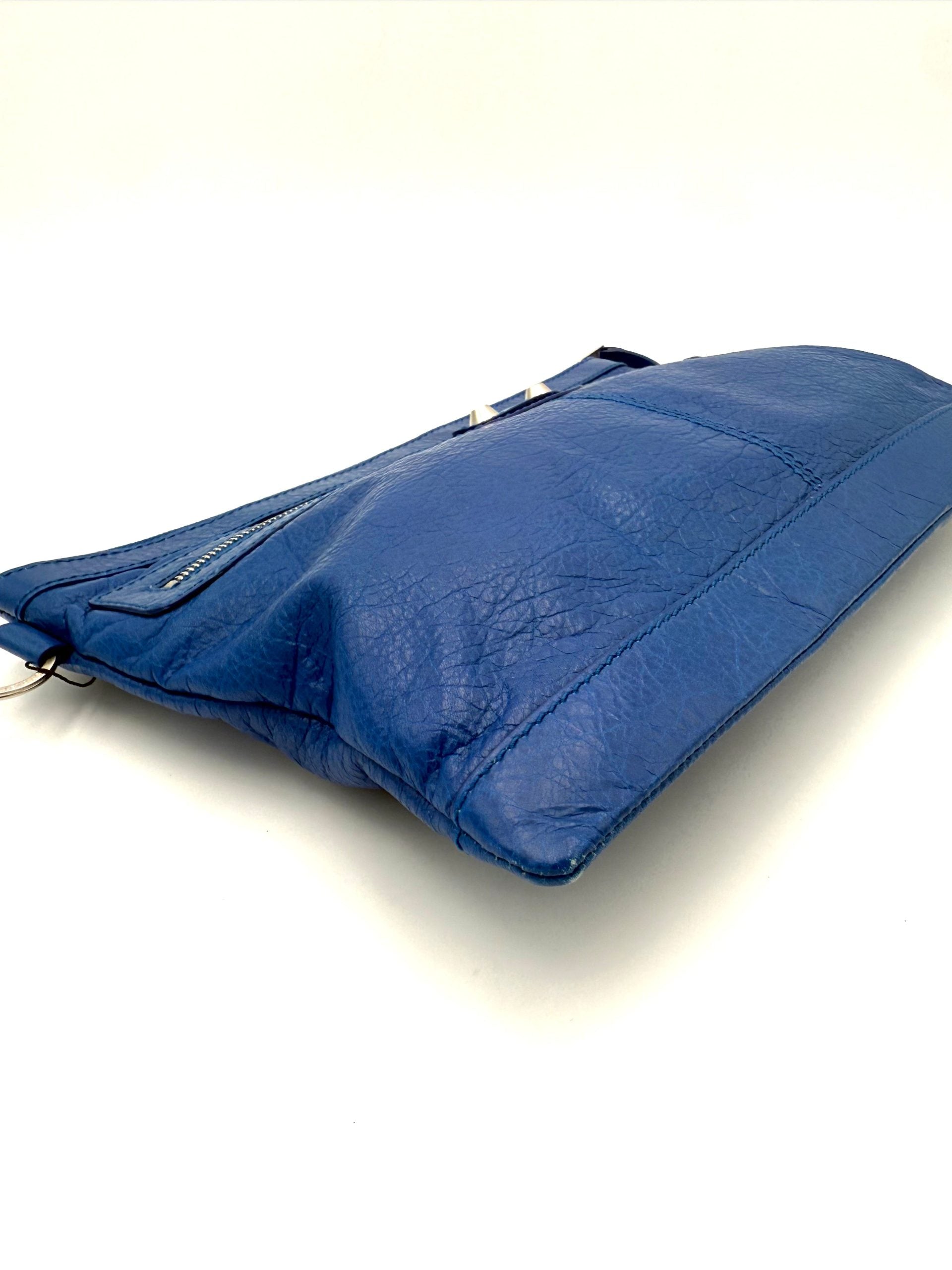 Balenciaga BALENCIAGA LE CAGOLE Pochette bleue