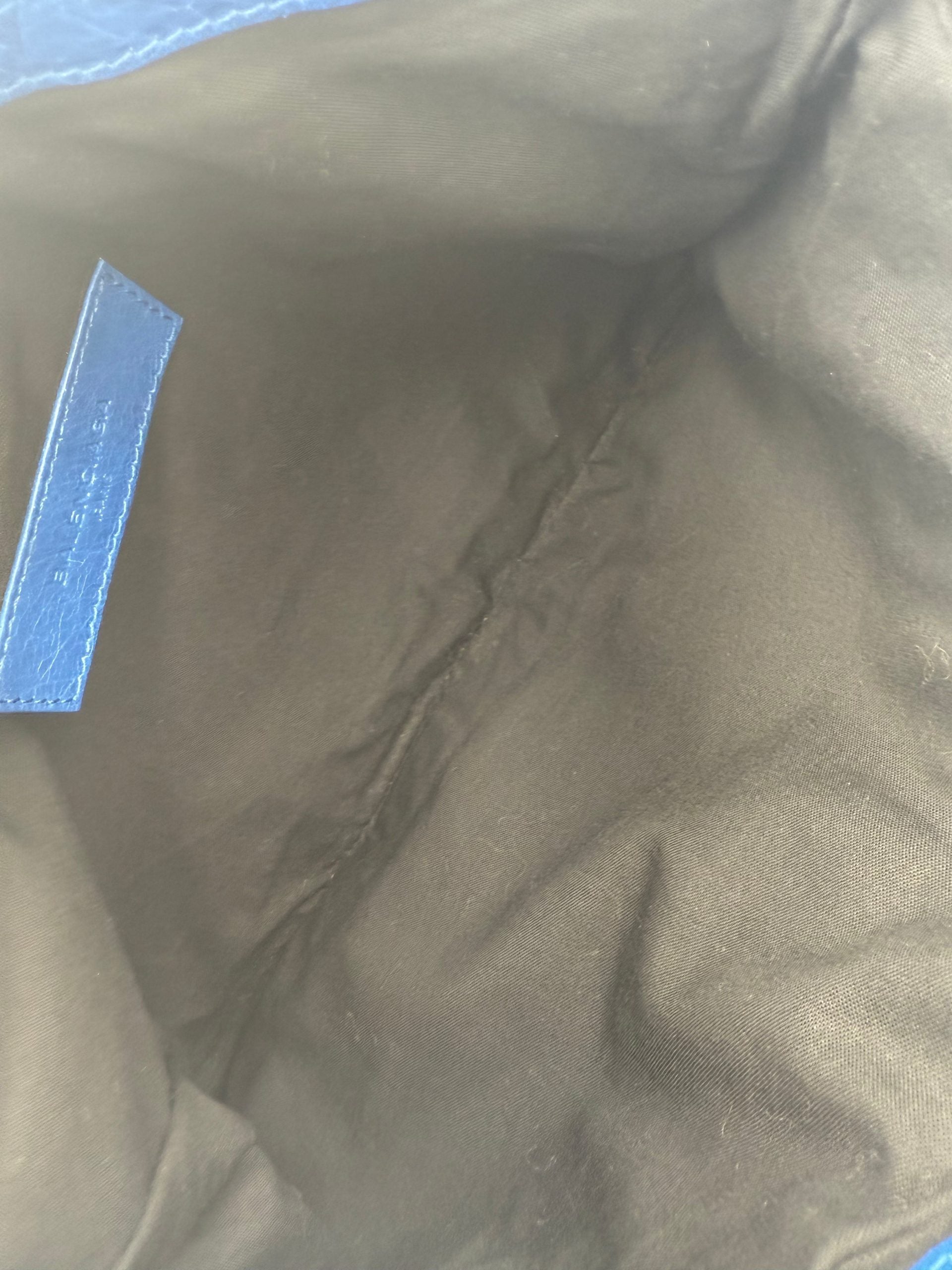 Balenciaga BALENCIAGA LE CAGOLE Pochette bleue