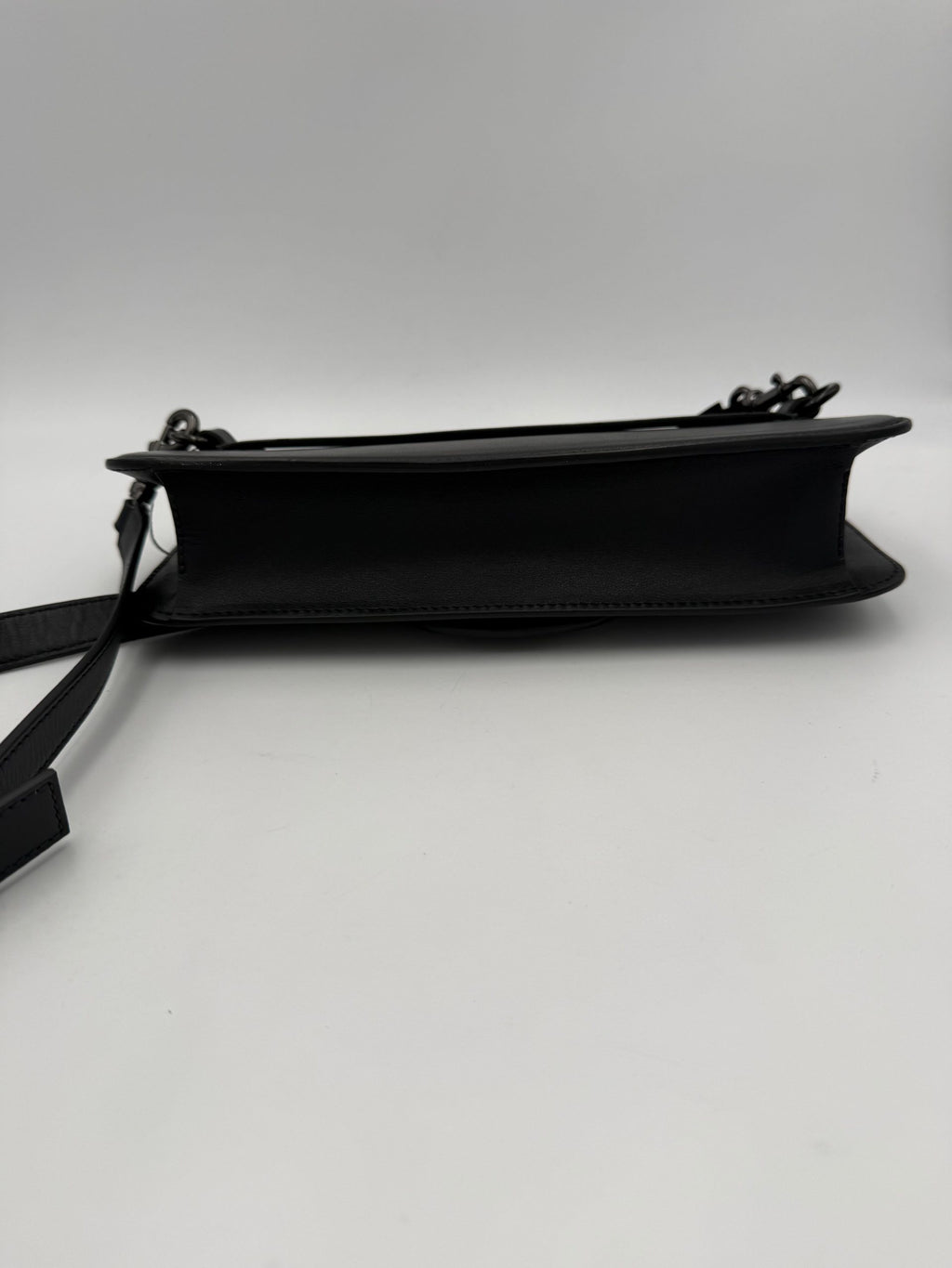 Valentino Garavani Black Handbag Unisex side view