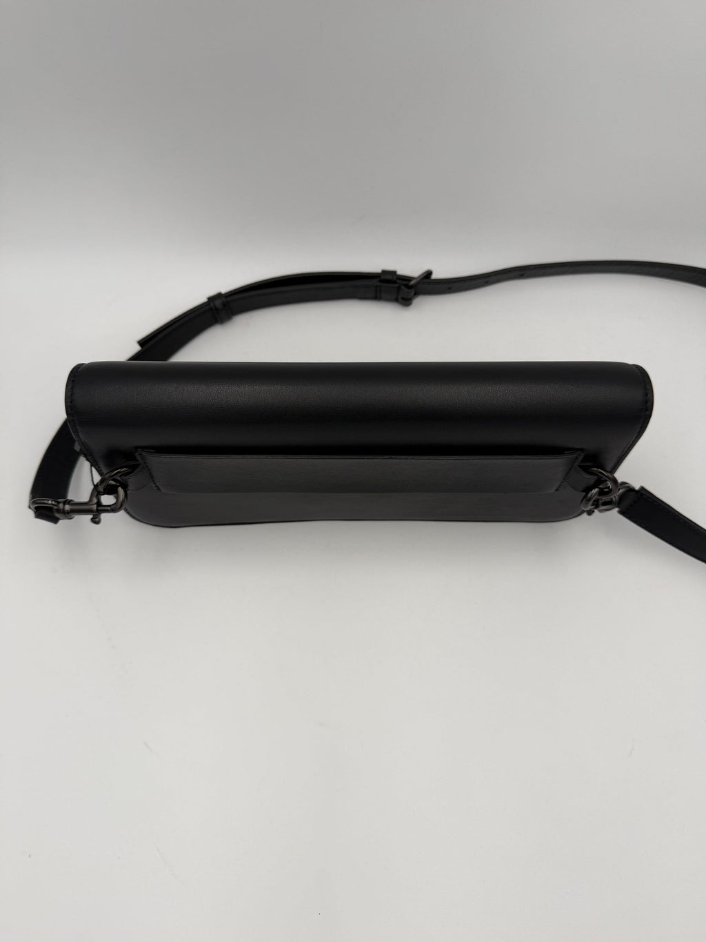 Valentino Garavani Black Handbag Unisex additional view