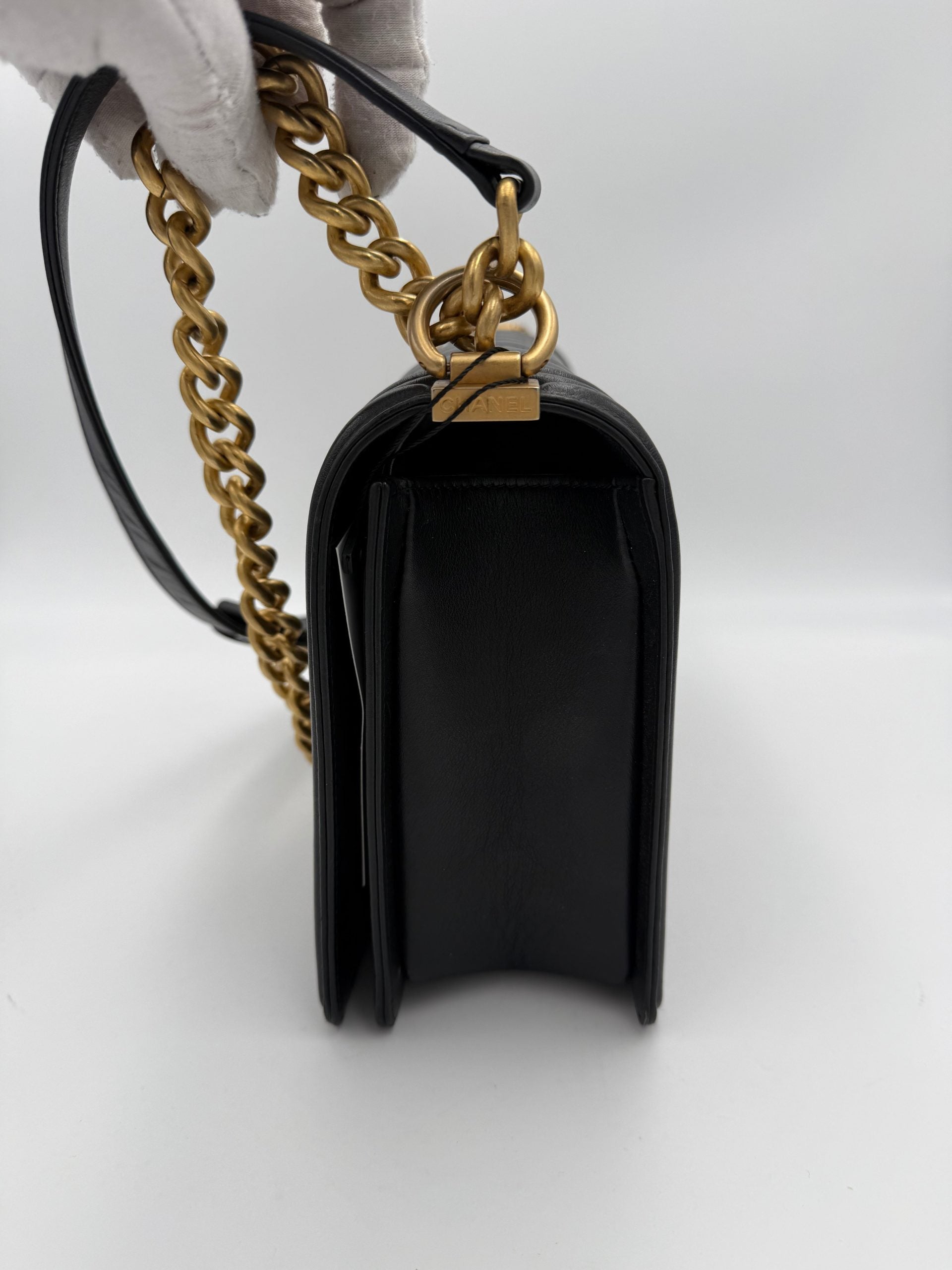 Sac à main Chanel BOY grand modèle
