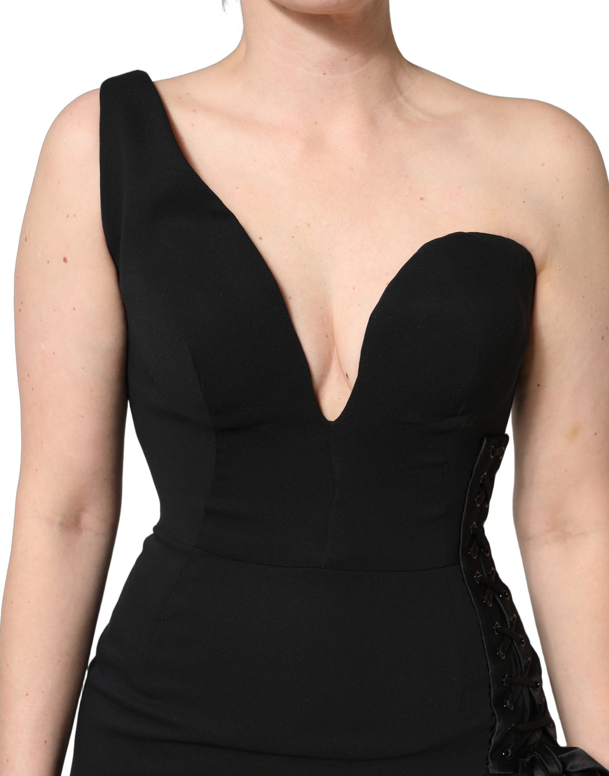 Robe longue Dolce & Gabbana noire à encolure asymétrique et une épaule dénudée