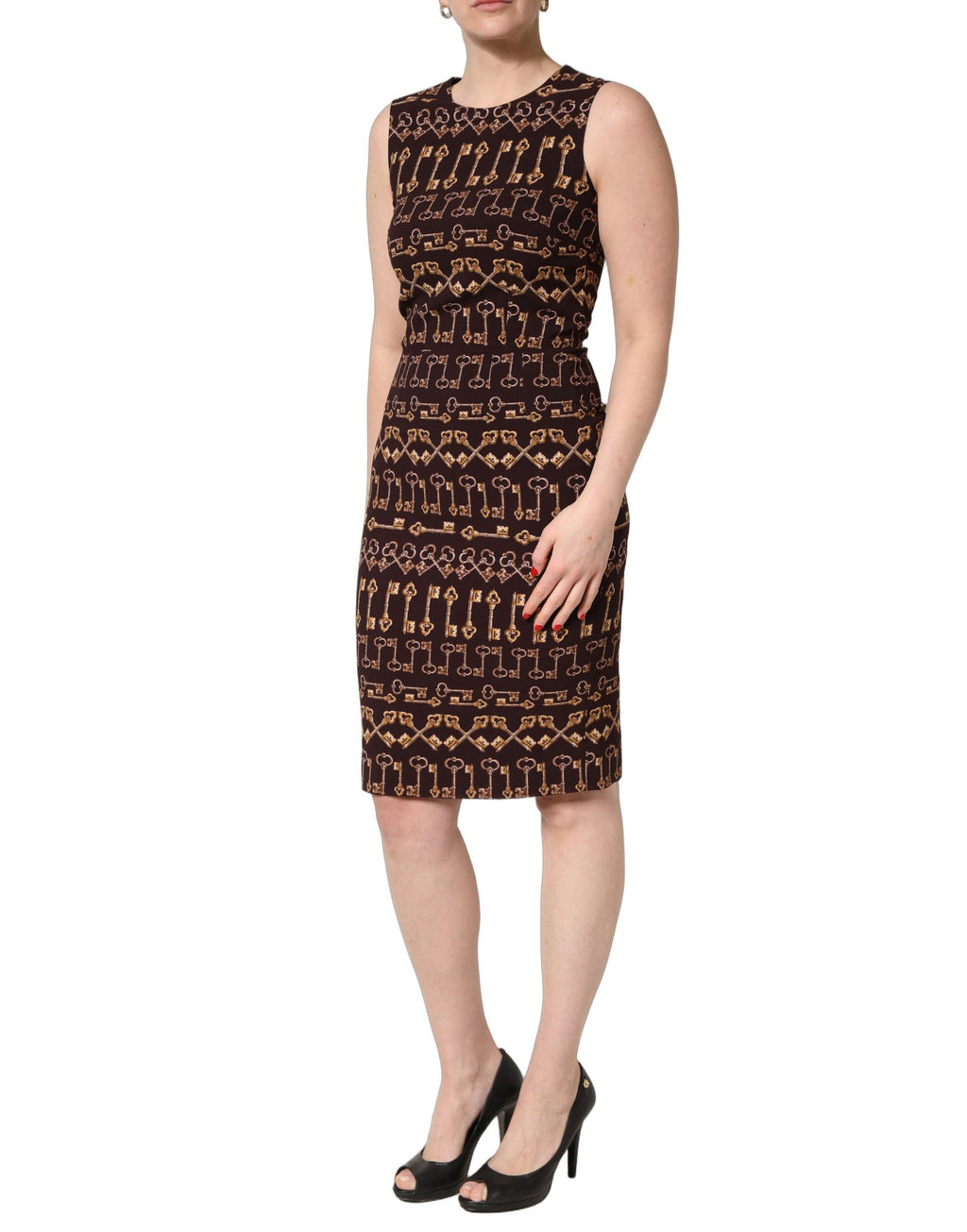 Robe fourreau Dolce & Gabbana marron avec imprimé clés, ajustée et longueur genou