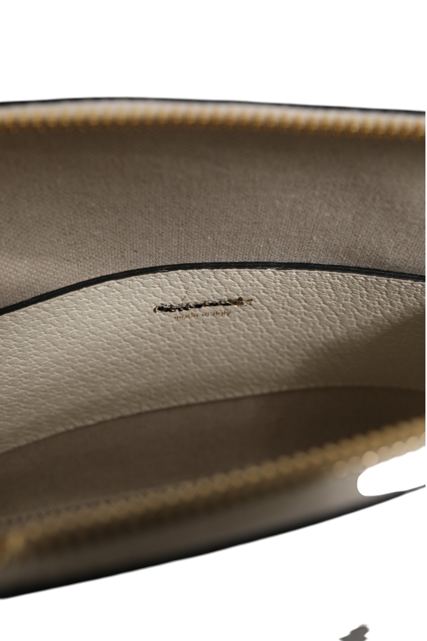 Gucci White Crossbody Bag for Women additional view