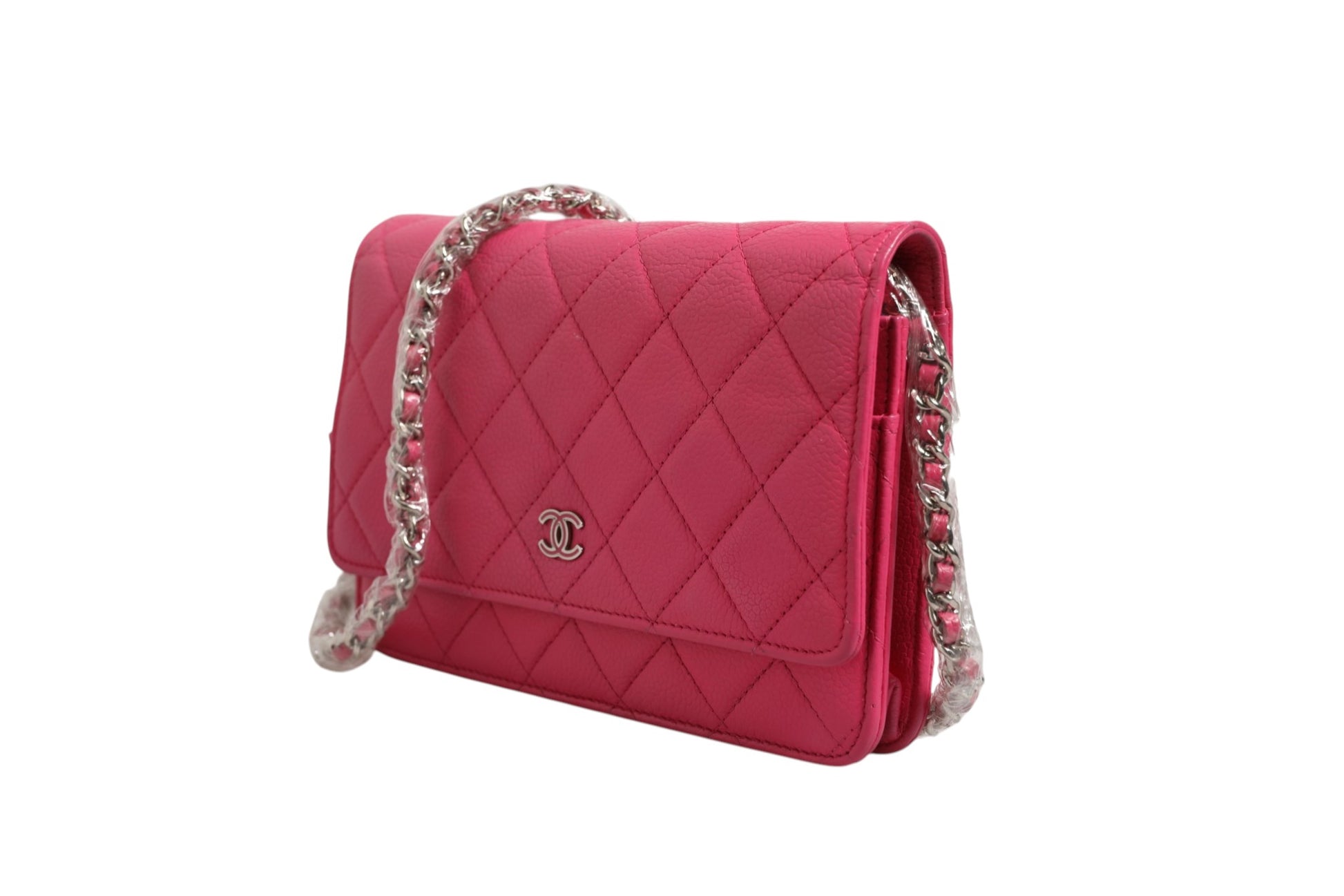 Chanel portefeuille chaîne WOC en agneau matelassé rose, finitions argentées