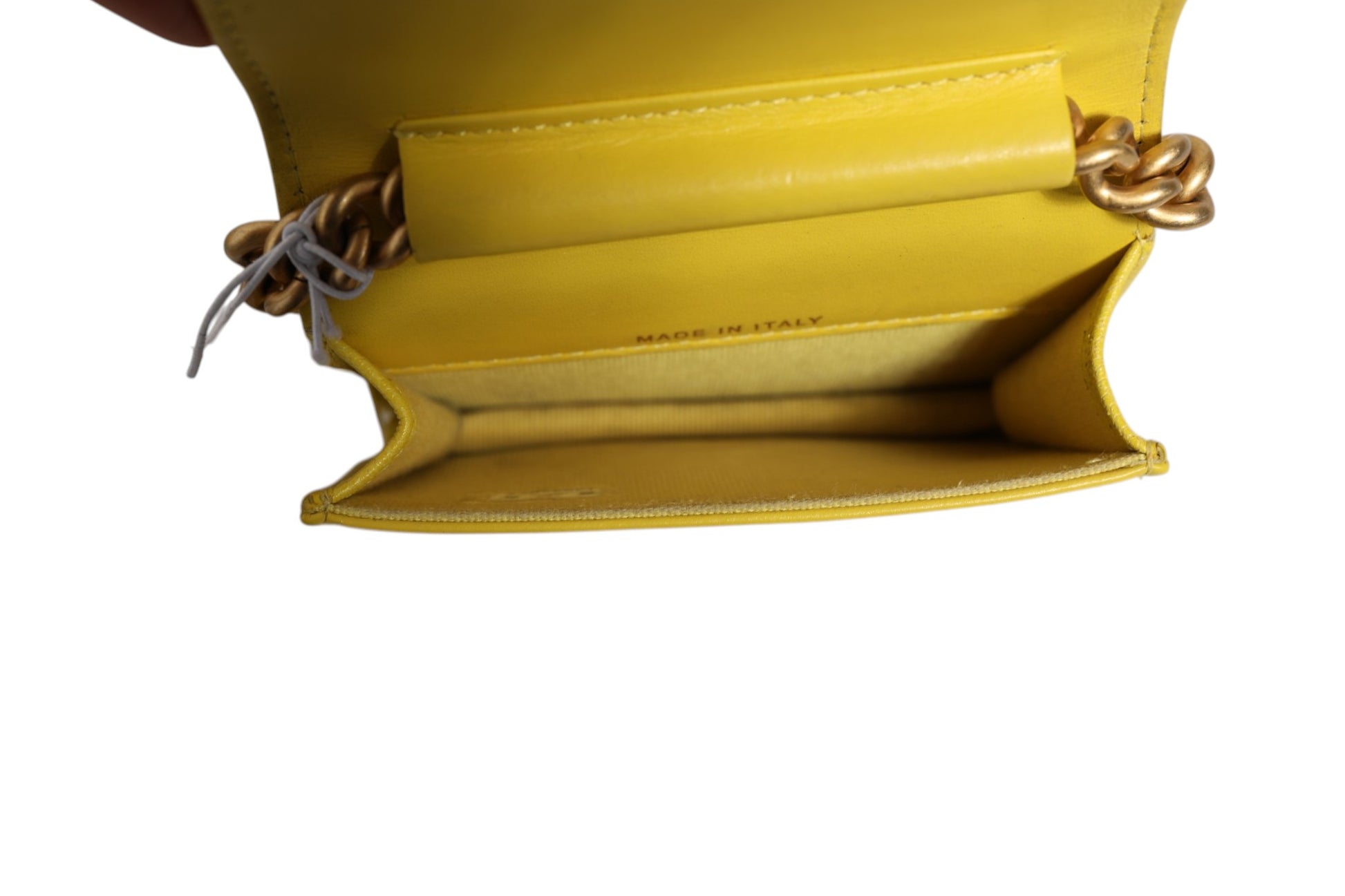 Sac bandoulière Chanel en cuir jaune