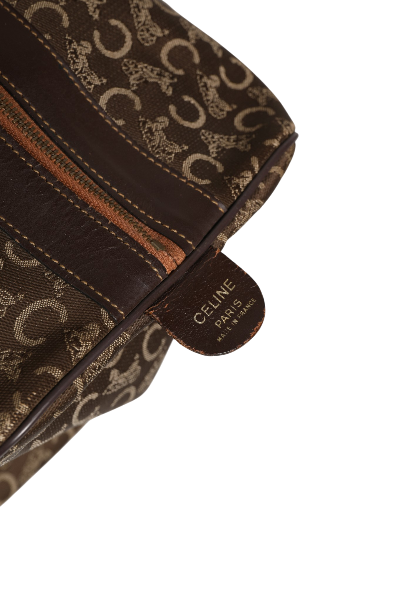 Sac polochon Céline marron foncé et logo doré