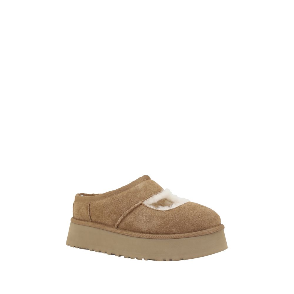 UGG Beige Leather Flats