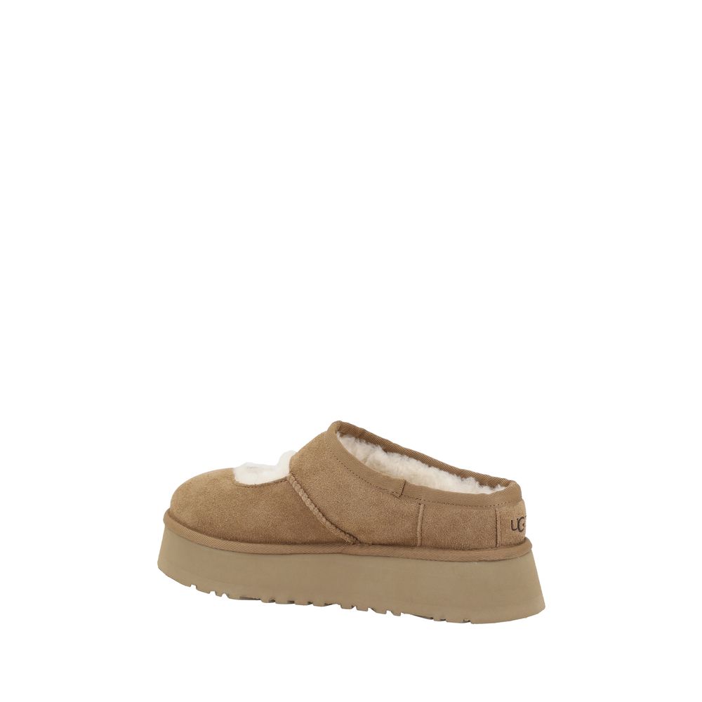 UGG Beige Leather Flats