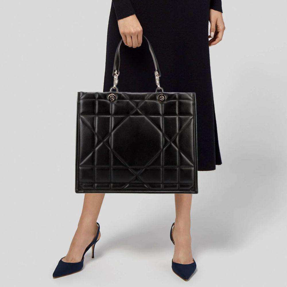 Sac fourre-tout en cuir noir Dior