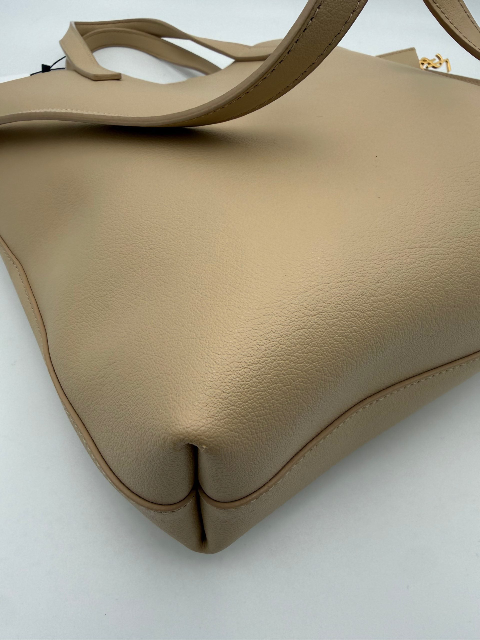 Saint Laurent Beige Handbag Unisex additional view