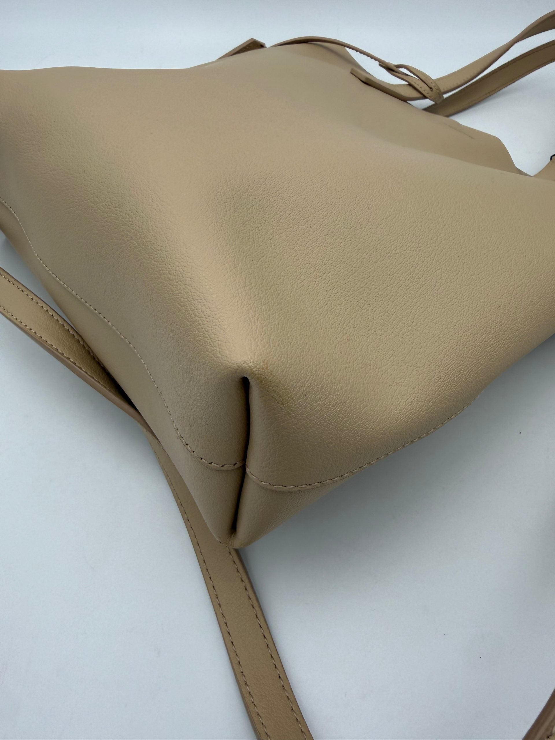 Saint Laurent Beige Handbag Unisex additional view