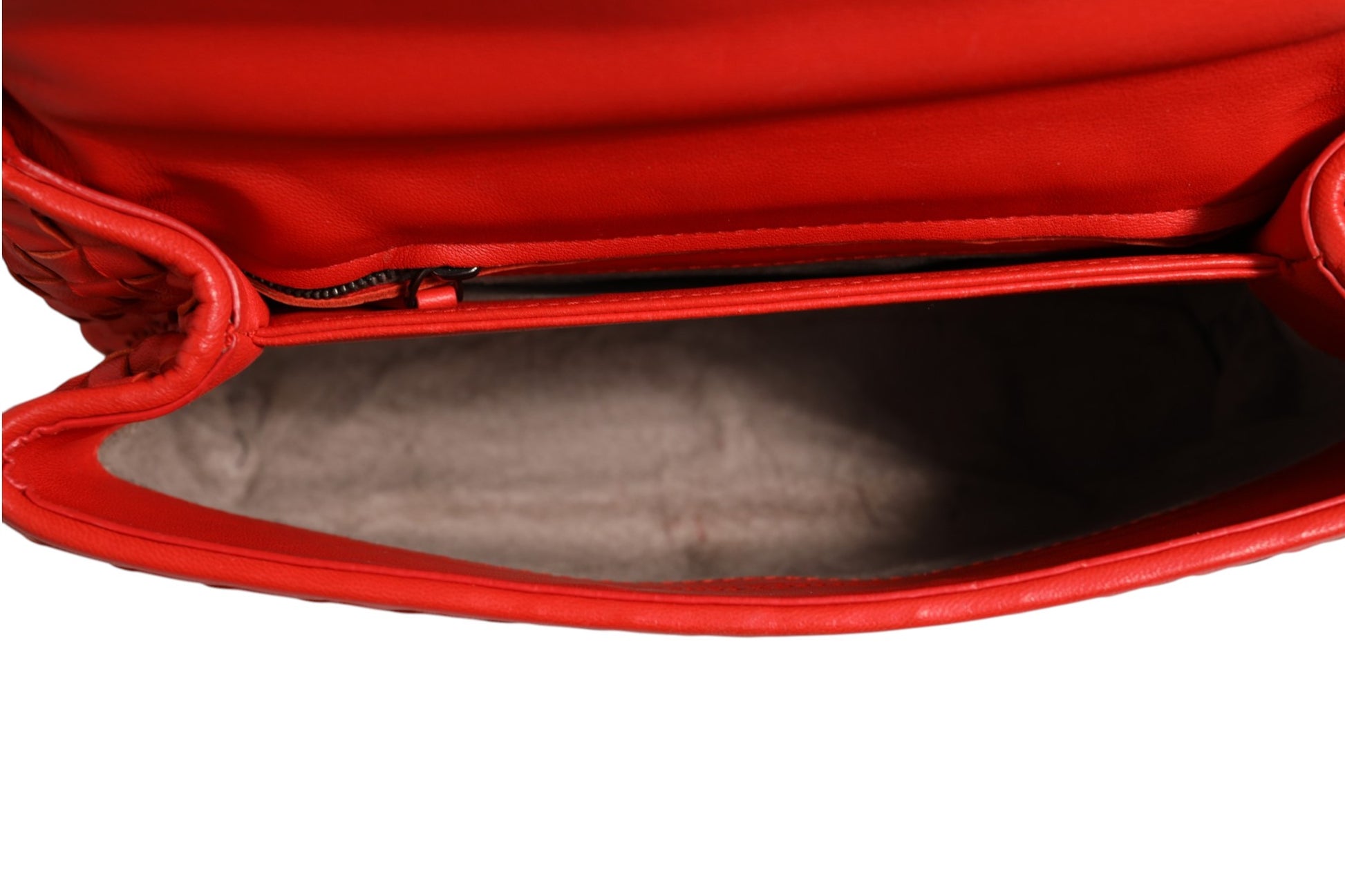 Bottega Veneta Red Shoulder Bag for Women additional view