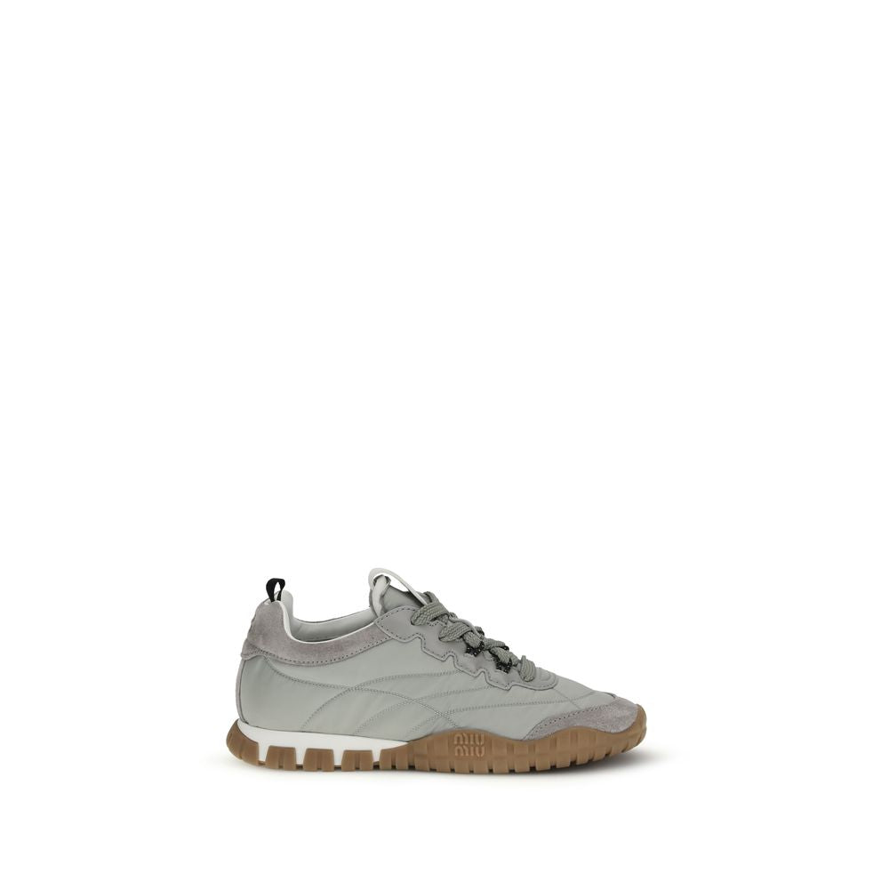 Baskets de sport Miu Miu en polyamide recyclé gris