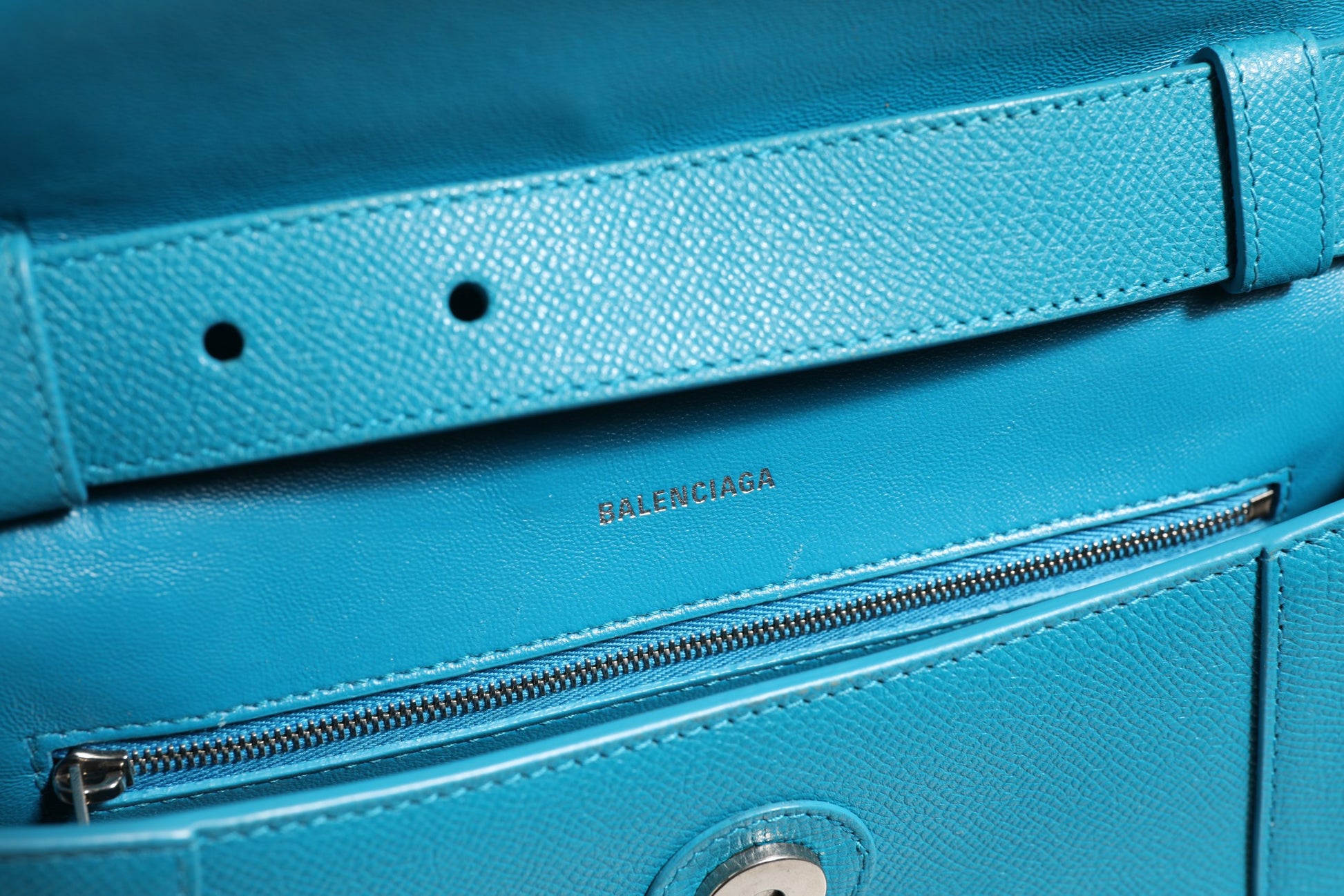 Balenciaga Blue Shoulder Bag for Women alternate view