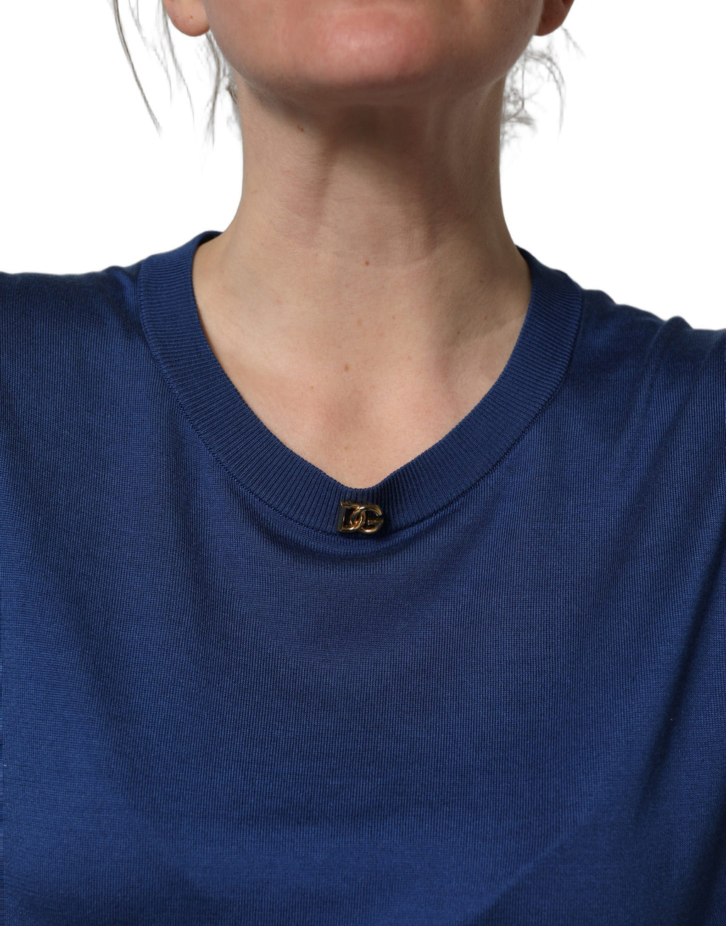 Pull en soie bleu Dolce & Gabbana avec logo DG et col rond