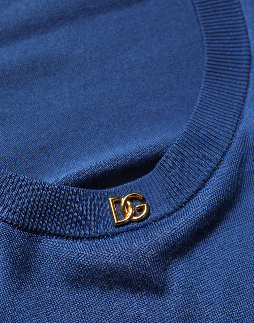 Pull en soie bleu Dolce & Gabbana avec logo DG et col rond