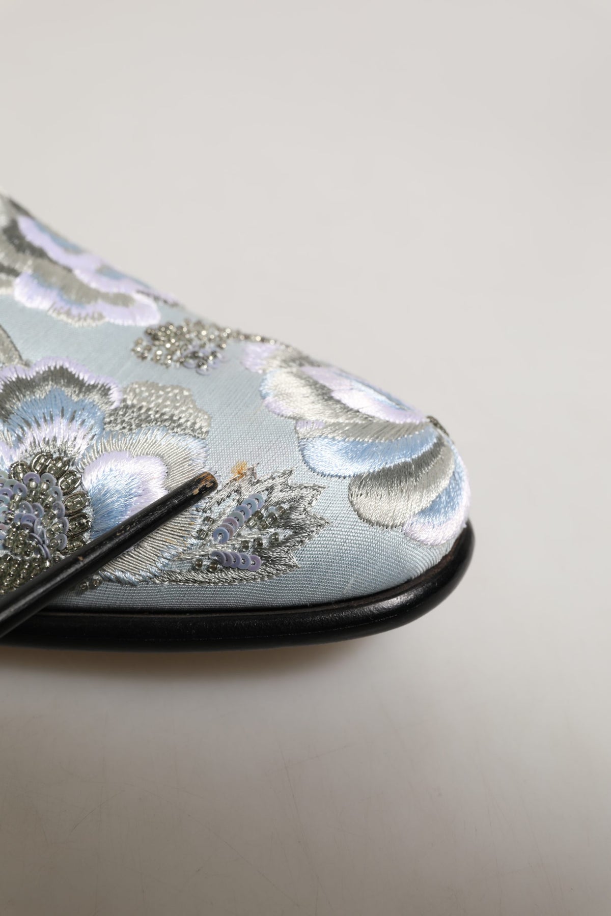 Dolce & Gabbana Weiße Loafer für Herren mit Blumenapplikationen