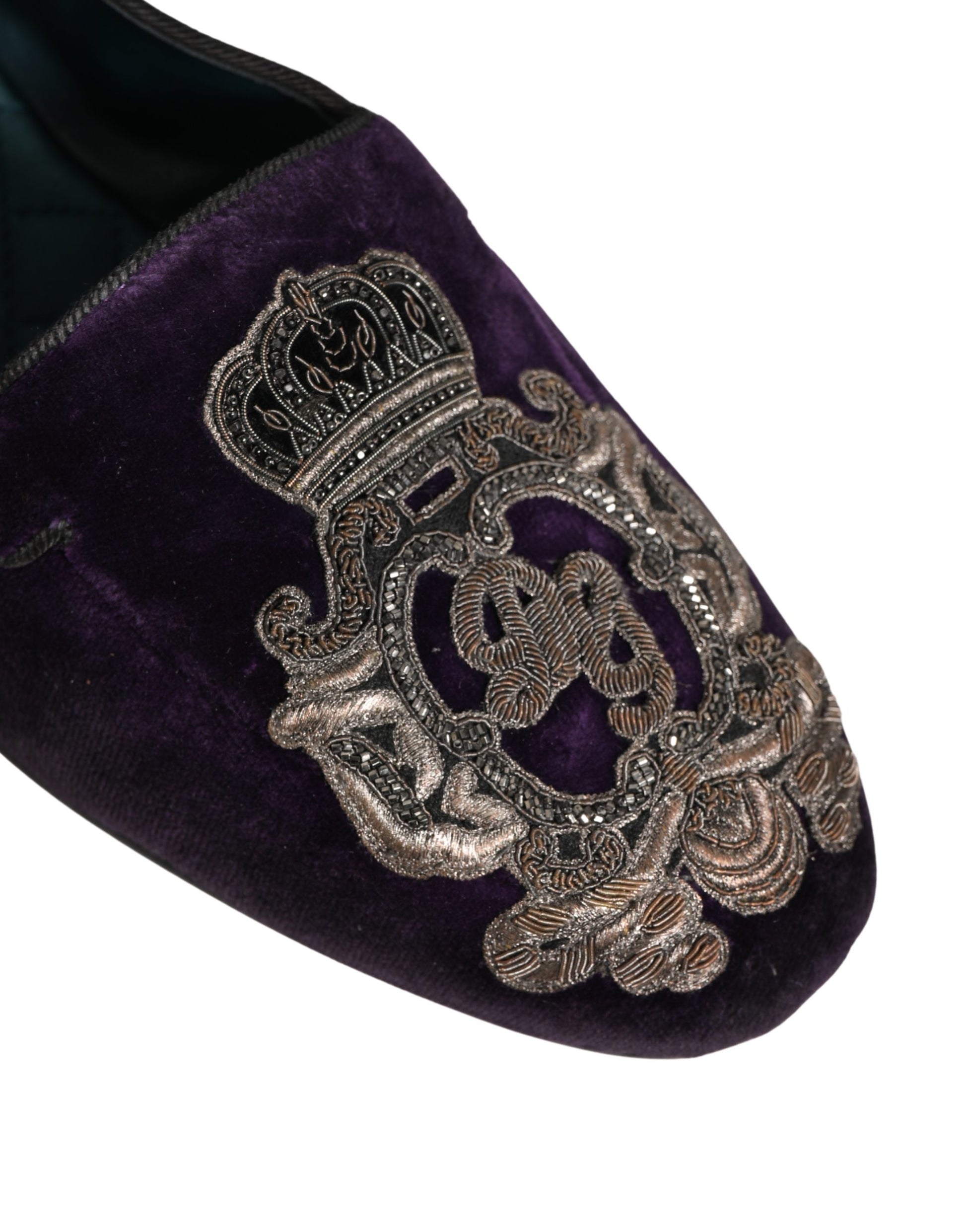 Mocassins Dolce & Gabbana en velours violet brodés d'une couronne