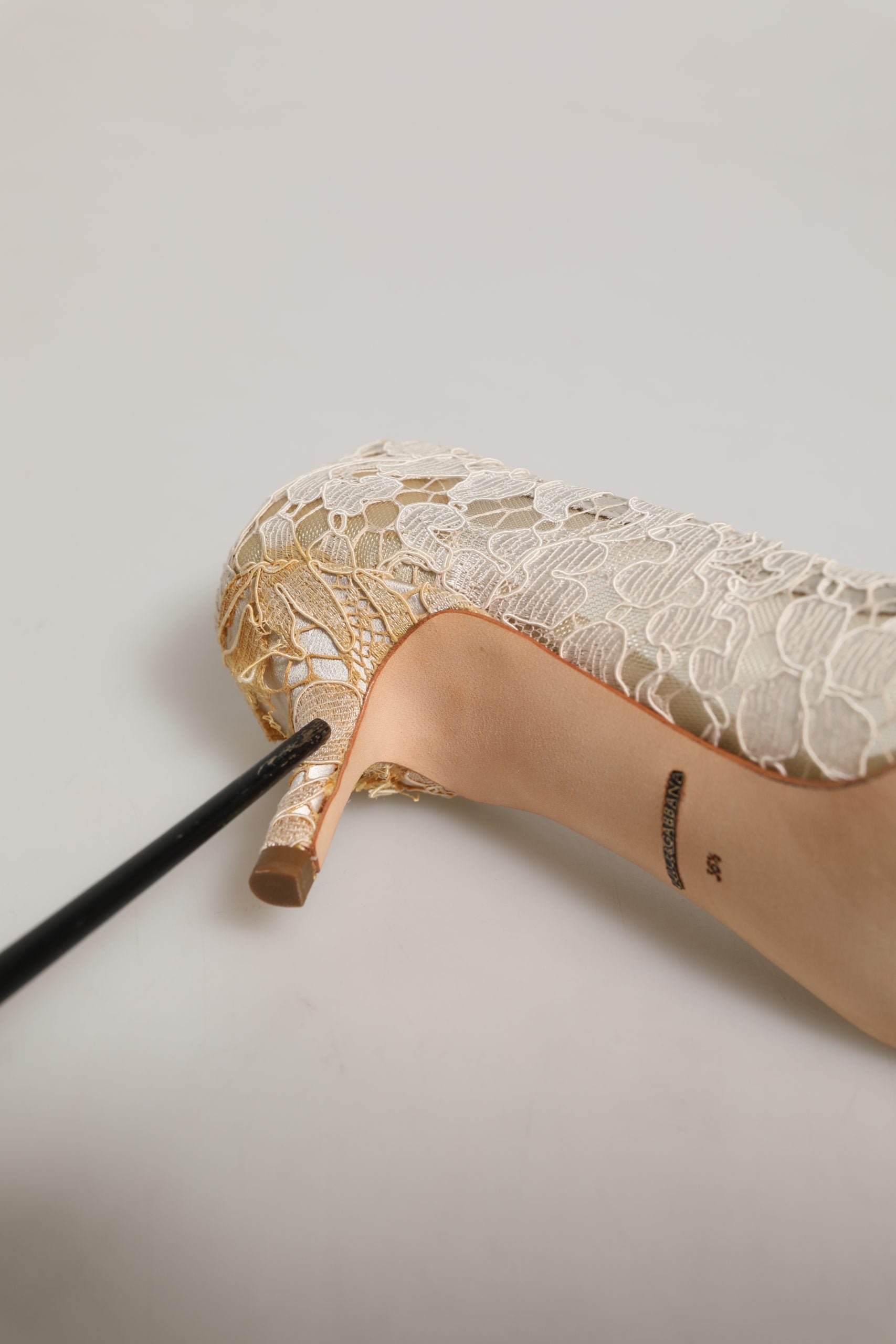 Chaussures Escarpins Dolce & Gabbana Taormina Dentelle Cristal Blanc