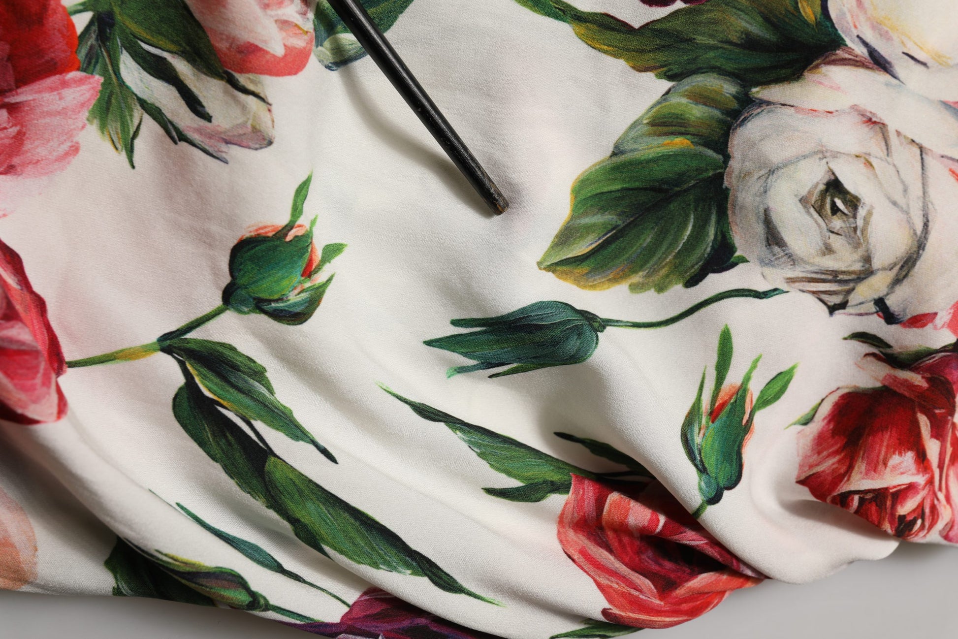 Dolce & Gabbana White Designer Fashion detail view