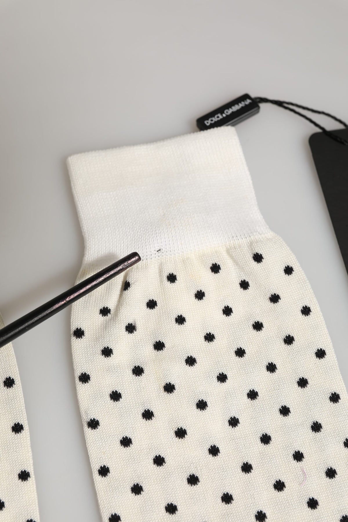 Dolce & Gabbana Off-White Baumwoll-Socken mit Polka-Dots, wadenlang
