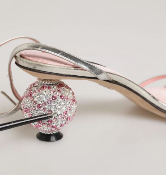 Dolce & Gabbana Rosa Verzierte Leder-Sandalen mit Kugelabsatz